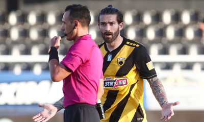 Super League: Οι πτήσεις εξωτερικού άνοιξαν, οι ξένοι ρέφερι αργούν