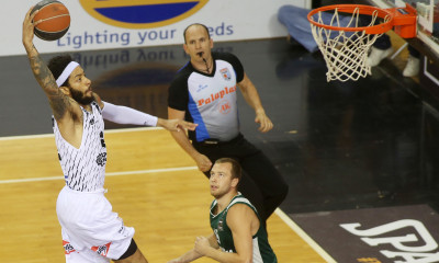 Περιστέρι: «Βόμβα» με Πέτεγουεϊ (photos+video)