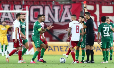 Ολυμπιακός – Παναθηναϊκός: Το VAR… έσωσε τον Σιδηρόπουλο κι ο Μπα το τέρμα του (photos)