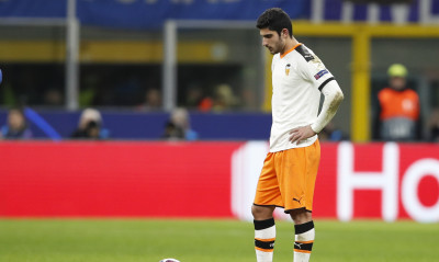 Βαλένθια: Τρομερό σλάλομ Γκέδες και προβάδισμα για τις «νυχτερίδες» (video)