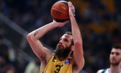 ΑΕΚ: Αποχαιρέτησε τον Γιαννόπουλο