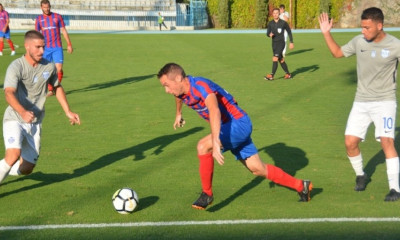 Σιμιτσής: «Έχω δεθεί με την Σαντορίνη»