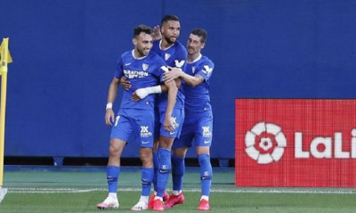 Έμεινε «όρθια» η Σεβίλλη (video)