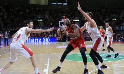 Δεν μένει στην Μπάγερν και… αναζητά την επόμενη ομάδα του ο Μονρό (vid+pic)