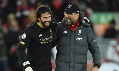 Λίβερπουλ: Αποθέωσε Άλισον ο Κλοπ (video)