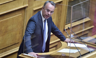 Σταϊκούρας: Εργαλείο ανάπτυξης οι μικροπιστώσεις