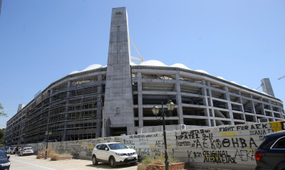 Εκνευρισμός στην ΑΕΚ με καθυστερήσεις στο γήπεδο