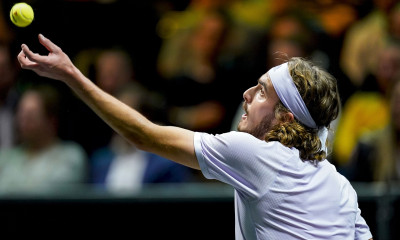 Νίκη και κορυφή για Τσιτσιπά (video)