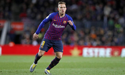 Γιουβέντους: Υπογράφει ο Αρτούρ (video)