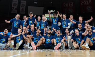 Γερμανία: Έκανε το comeback η Άλμπα (video+photos)