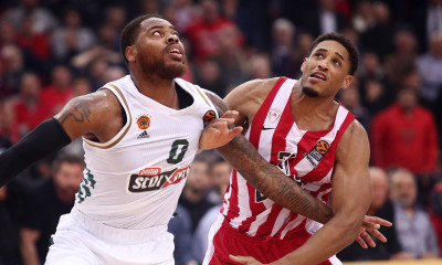 Ολυμπιακός: Άφησε ελεύθερο τον Ρούμπιτ