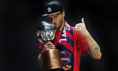 Μπασκόνια: Κράτησε τον παίκτη «κλειδί» του πρωταθλήματος (video)