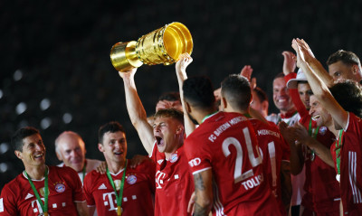Απόλυτη κυρίαρχος! Σήκωσε και το Κύπελλο Γερμανίας η Μπάγερν (photos)