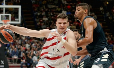 Προς Ζενίτ ο Γκουντάιτις (video)