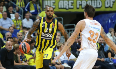 Βαλένθια: Εξετάζεται ο Ντέρικ Γουίλιαμς (video)