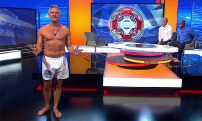 Έξαλλος ο Λίνεκερ με το άκυρο γκολ της Λέστερ: «Δεν καταλαβαίνουν ποδόσφαιρο οι διαιτητές» (video)