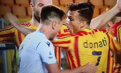 Έπαθε… Σουάρεζ ο Πάτρικ της Λάτσιο και δάγκωσε τον Ντονάτι (video+photos)