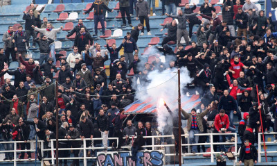 Πανιώνιος-Παναιτωλικός: Οπαδοί έξω από το γήπεδο της Νέας Σμύρνης