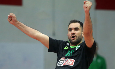 Ζήσης: «Είμαστε μια παρέα» (video)