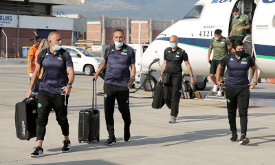 Παναθηναϊκός: Η άφιξη στη Θεσσαλονίκη και η έκπληξη από τα παιδιά των Σχολών Ποδοσφαίρου (photos)