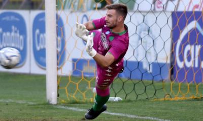 Ξενόπουλος: «Τυχεροί που εκπροσωπούμε τον Παναθηναϊκό»