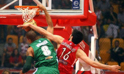 Μπατίστ: Μεγαλώνει και… καρφώνει (photos+videos)