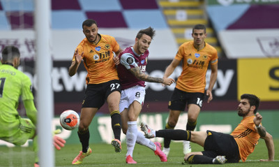 Premier League: Η Μπέρνλι «σόκαρε» στο φινάλε τη Γουλβς (videos)