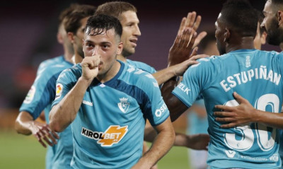 La Liga: «Πάγωσε» το Καμπ Νόου η Οσασούνα (video)