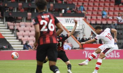 Premier League: Η Σαουθάμπτον «καταδίκασε» τη Μπόρνμουθ (video)