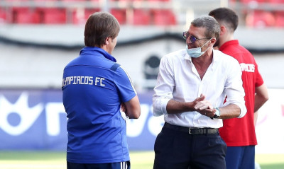 Ολυμπιακός-ΑΕΚ: Τετ α τετ και... πηγαδάκια στο «Γ. Καραϊσκάκης» (photos)