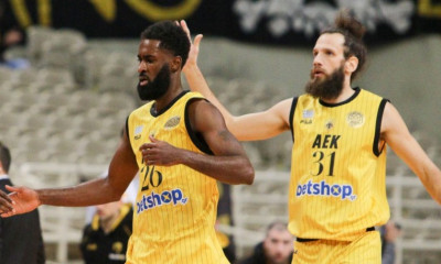 Γιαννόπουλος: «Σαντ-Ρος, ο αγαπημένος παίκτης όλων σε μια ομάδα»