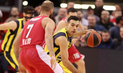 Ολυμπιακός: Ο Σλούκας «ρίχνει» το… βάρος στα γκαρντ