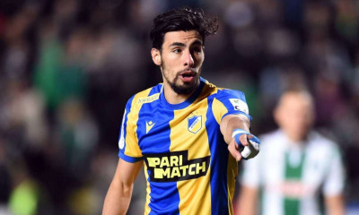 Έπεσαν οι υπογραφές με Βούρο