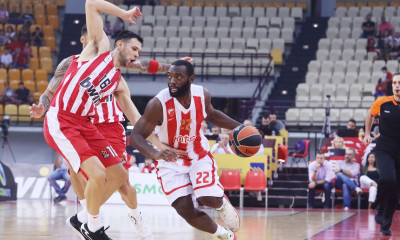 Τζένκινς: «Ευλογημένος που θα παίξω σε μια τόσο μεγάλη ομάδα»