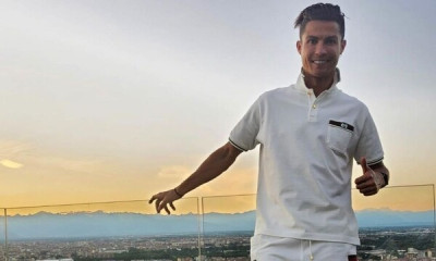 Τυχερέ Ρονάλντο! Έχει την πιο σέξι «καμαριέρα» και θα τα χάσεις μαζί της!