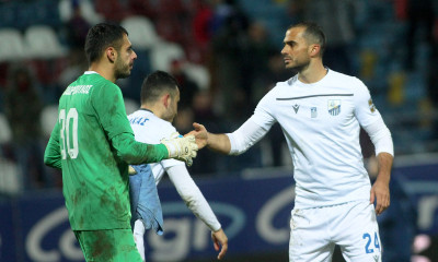 Ανανέωσε με Λαμία, αλλά πάει και για δίπλωμα προπονητή ο Βύντρα!