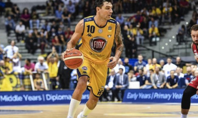 Ντελφίνο: «Στο ΝΒΑ πηγαίνουν απλά πάνω-κάτω, στη Euroleague το αγνό μπάσκετ»