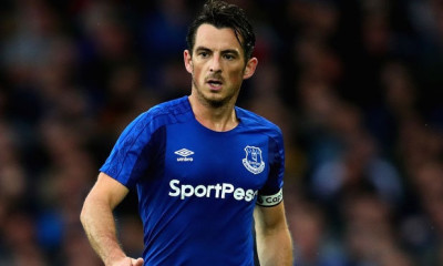 Έβερτον: Τέλος το ποδόσφαιρο για τον Λέιτον Μπέινς (photos+video)