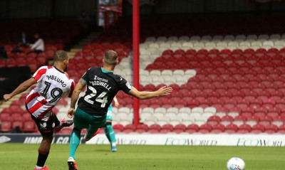 Championship: «Έκλεισε» θέση για Wembley η Μπρέντφορντ