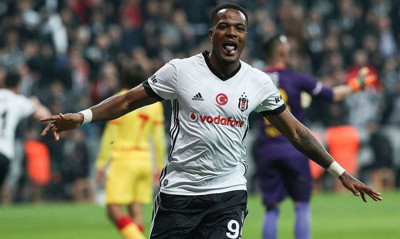 ΠΑΟΚ: Στο προσκήνιο ο Κάιλ Λάριν (photos+video)