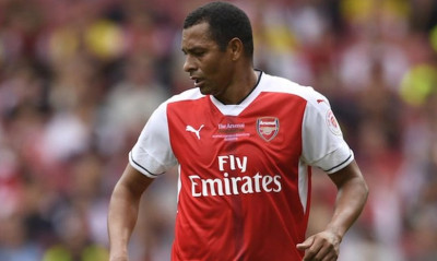 Πανηγύρισε ο Ζιλμπέρτο το Κύπελλο της Άρσεναλ!