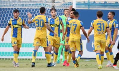 Βασικοί Ζαχίντ, Κλωναρίδης, αλλαγή ο Αποστολάκης στο φιλικό ντέρμπι (video+photos)