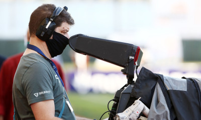 Super League: Η απόφαση για σέντρα και τηλεοπτικά συμβόλαια