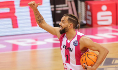 Βόννη: Αποδέσμευσε παίκτη επειδή διαδήλωσε κατά των μέτρων για τον κορονοϊό