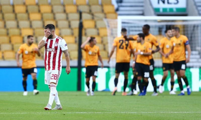 Γουλβς – Ολυμπιακός 1-0: Μολι-ΝO στην πρόκριση από τους «λύκους» (video+photos)