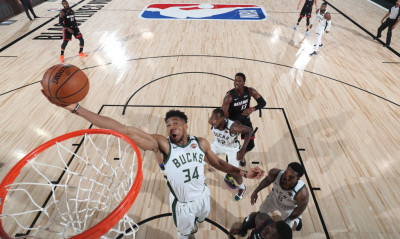 Τρομερός Αντετοκούνμπο! Επέστρεψαν από το -23 και «σφράγισαν» πρωτιά οι Μπακς! (vid)