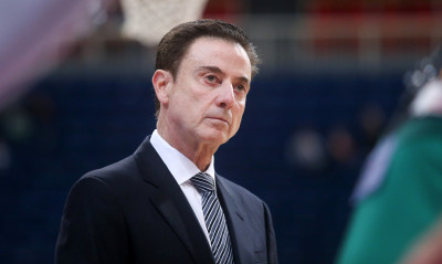 Πιτίνο: Την Κυριακή «πετάει» για τις ΗΠΑ