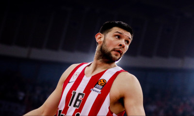 Ολυμπιακός: Θετικός στον κορονοϊό ο Παπανικολάου