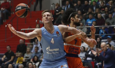 Ζενίτ: Στον αέρα το νέο της logo (video)