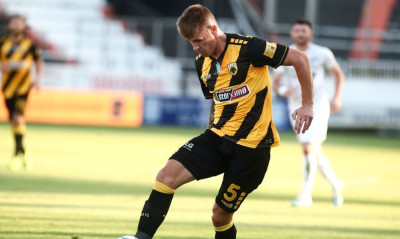 ΑΕΚ: Διεθνής ο Σιμάνσκι που περιμένει… απόφαση για τον αχίλλειο